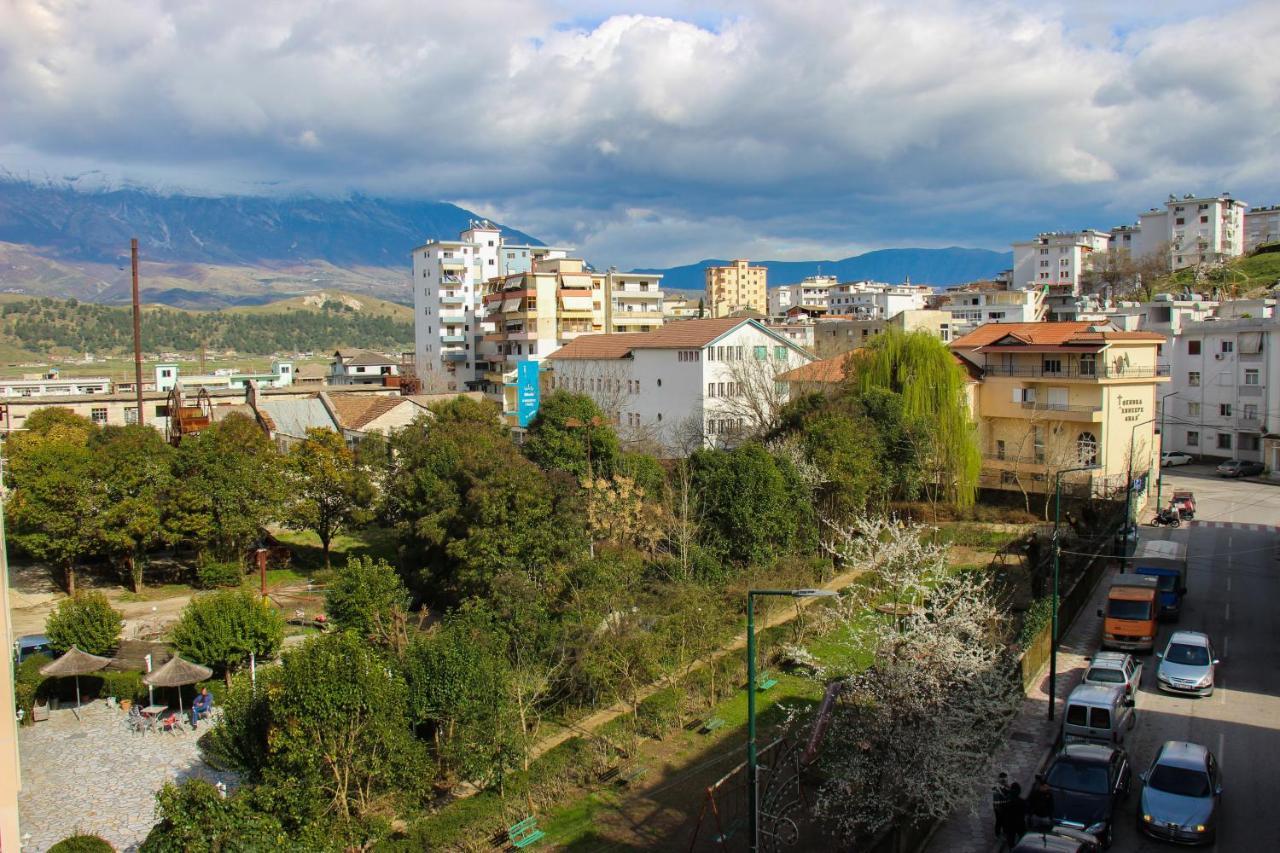 Hotel Bleta Gjirokastër Esterno foto
